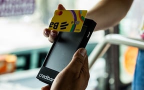 Inició piloto de pagos abiertos con tarjetas débito o crédito