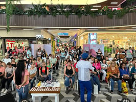 Feria pedagógica del Metro de la 80 en el Centro Comercial Los Molinos