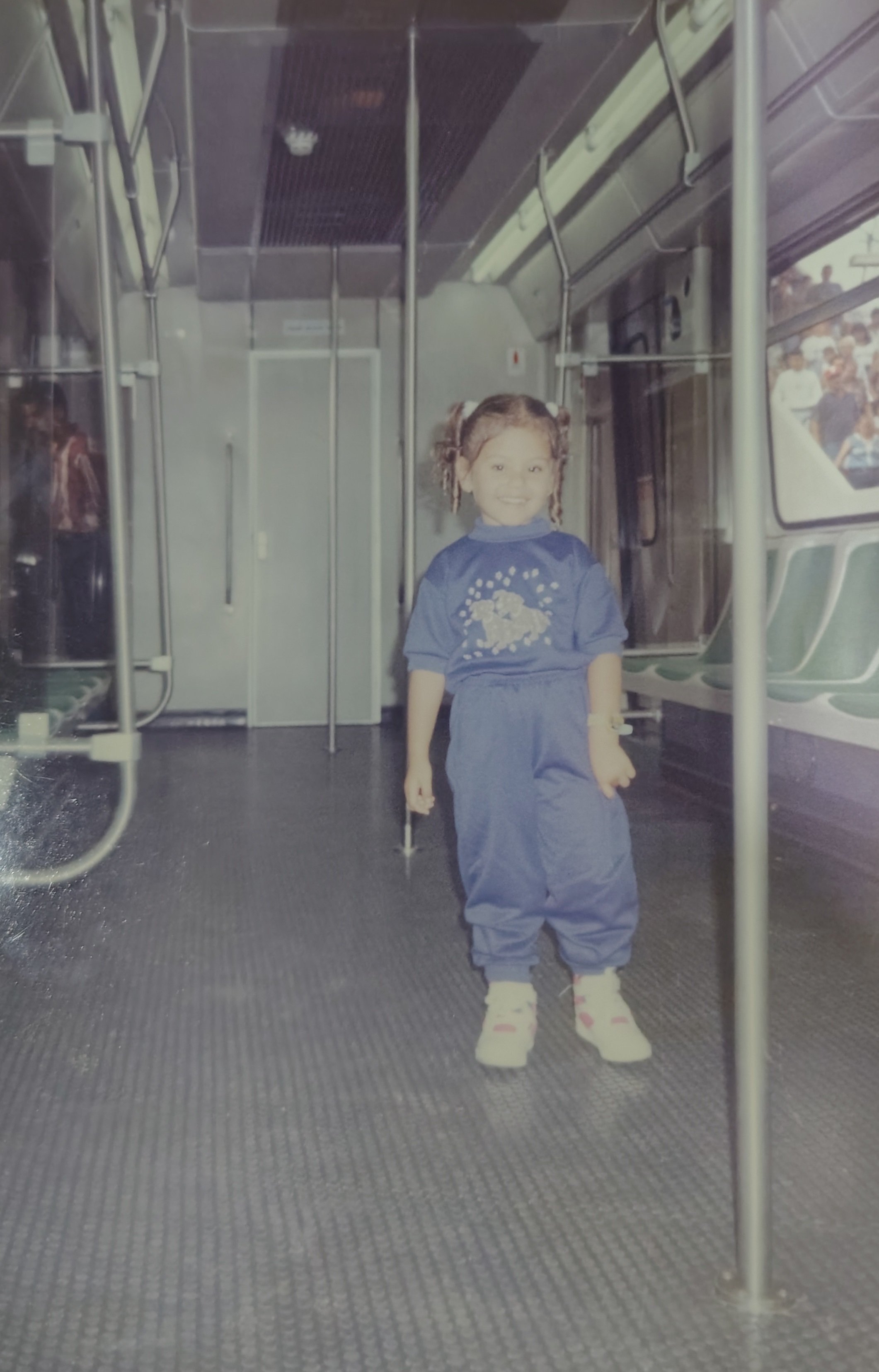 Luisa María Puerta Moreno en su primer viaje en el Metro