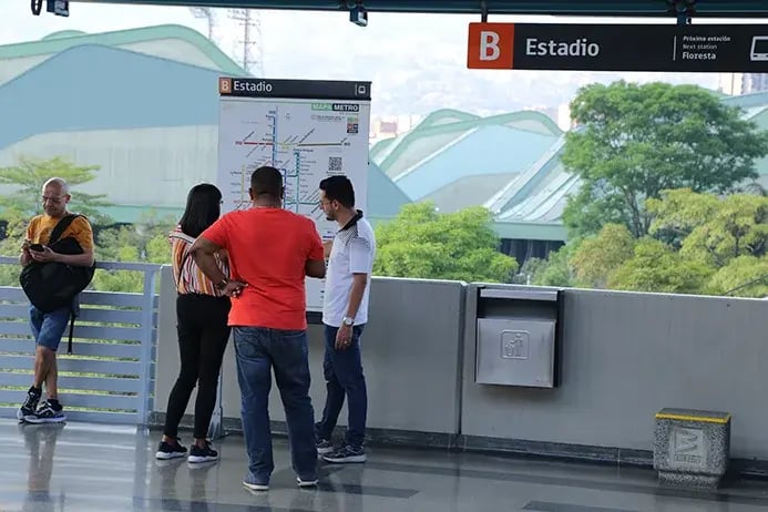Línea B - Estación Estadio