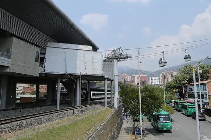 Línea B - Estación San Javier