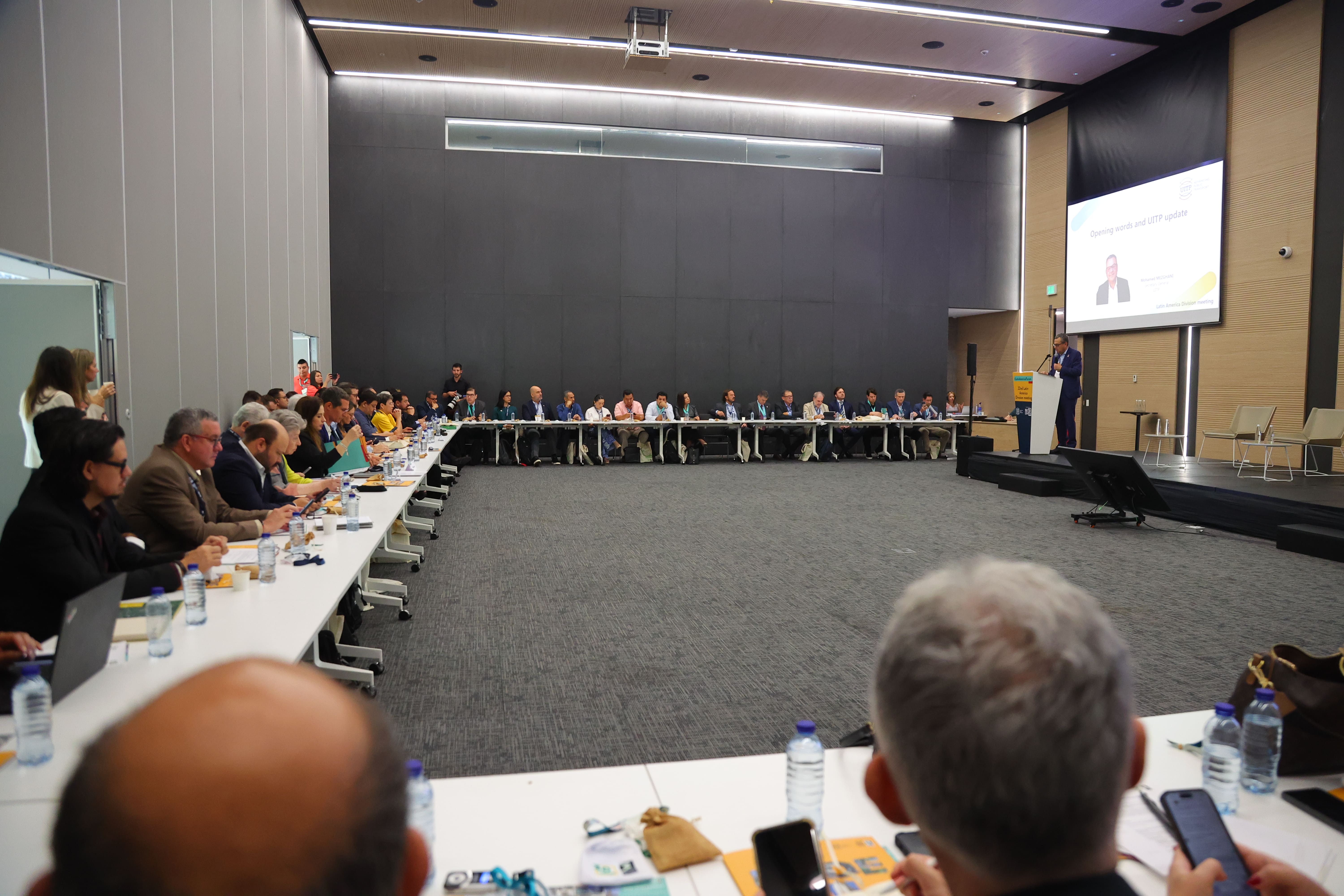 Reunion America Latina (12)