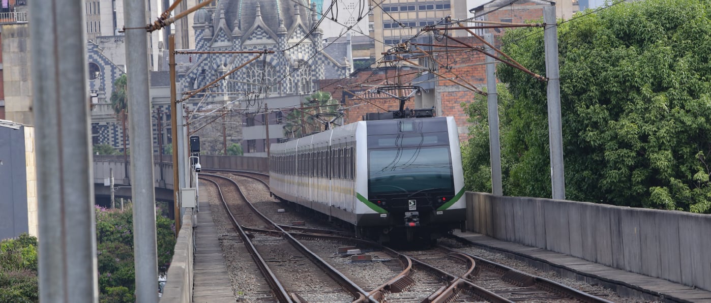Tren al sur-100 Tren al sur-100