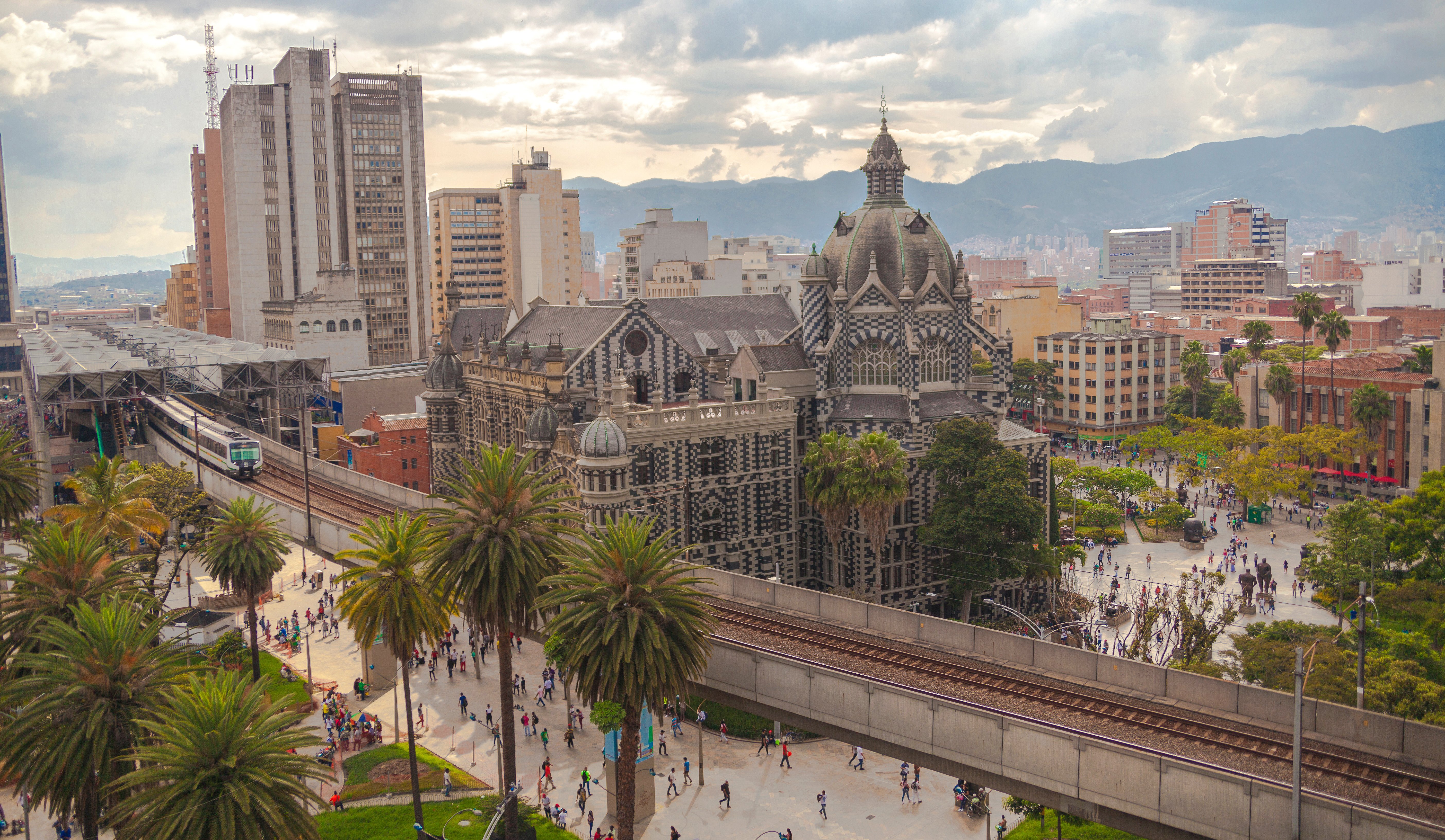 plaza botero