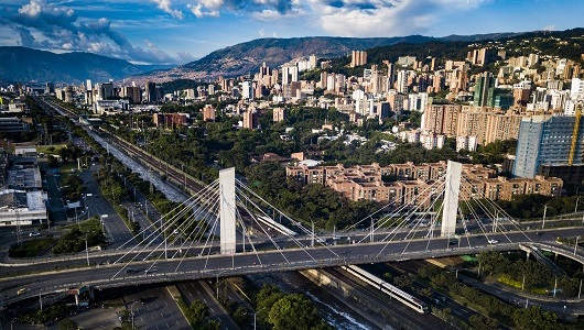 Para el Metro de Medellín es muy importante el ejercicio de participación democrática y por ello estamos comprometidos con prestar el mejor servicio para que las personas se puedan movilizar de forma adecuada durante la próxima jornada electoral.