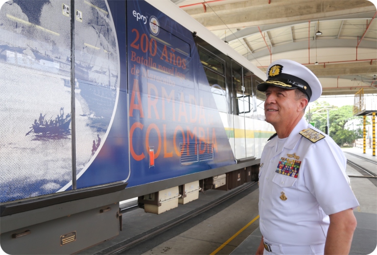 Conoce detalles del tren resalta los valores y los principios que promueve la Armada de Colombia.